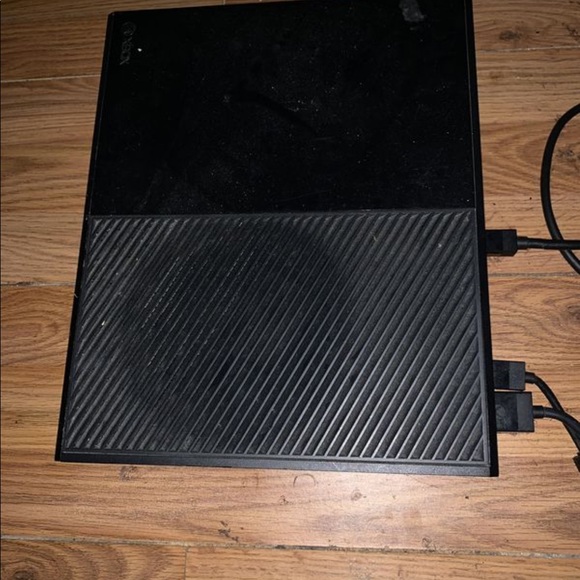 Xbox one with Kinect - Picture 3 of 4